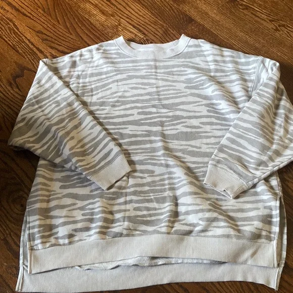 American eagle zebra sweatshirt hotsell